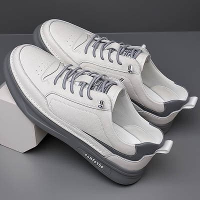 Sapatos casuais masculinos novos, versáteis, estilo esportivo, masculinos, sola alta, tênis branco clássico, de alta qualidade em couro genuíno.